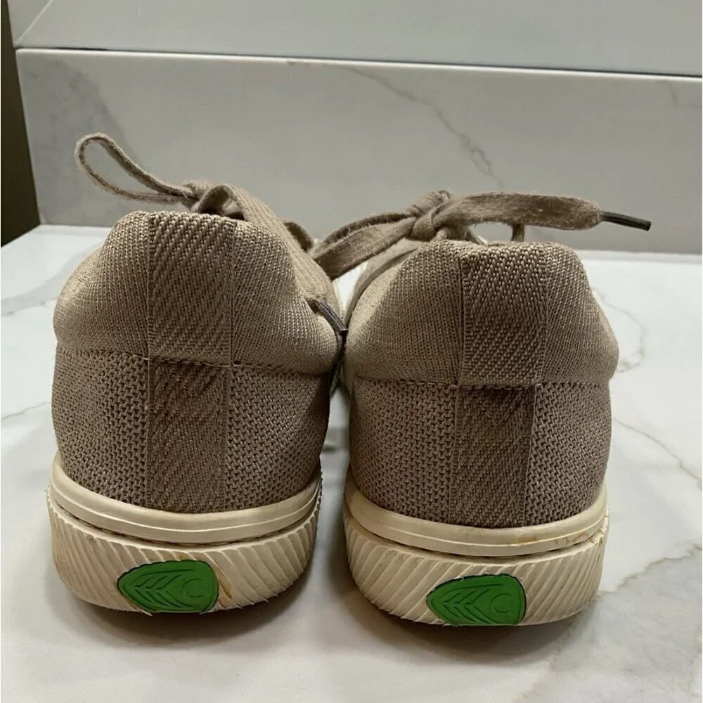 Cariuma low top